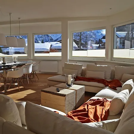 Berghaus Anna Lisa * Mittelberg